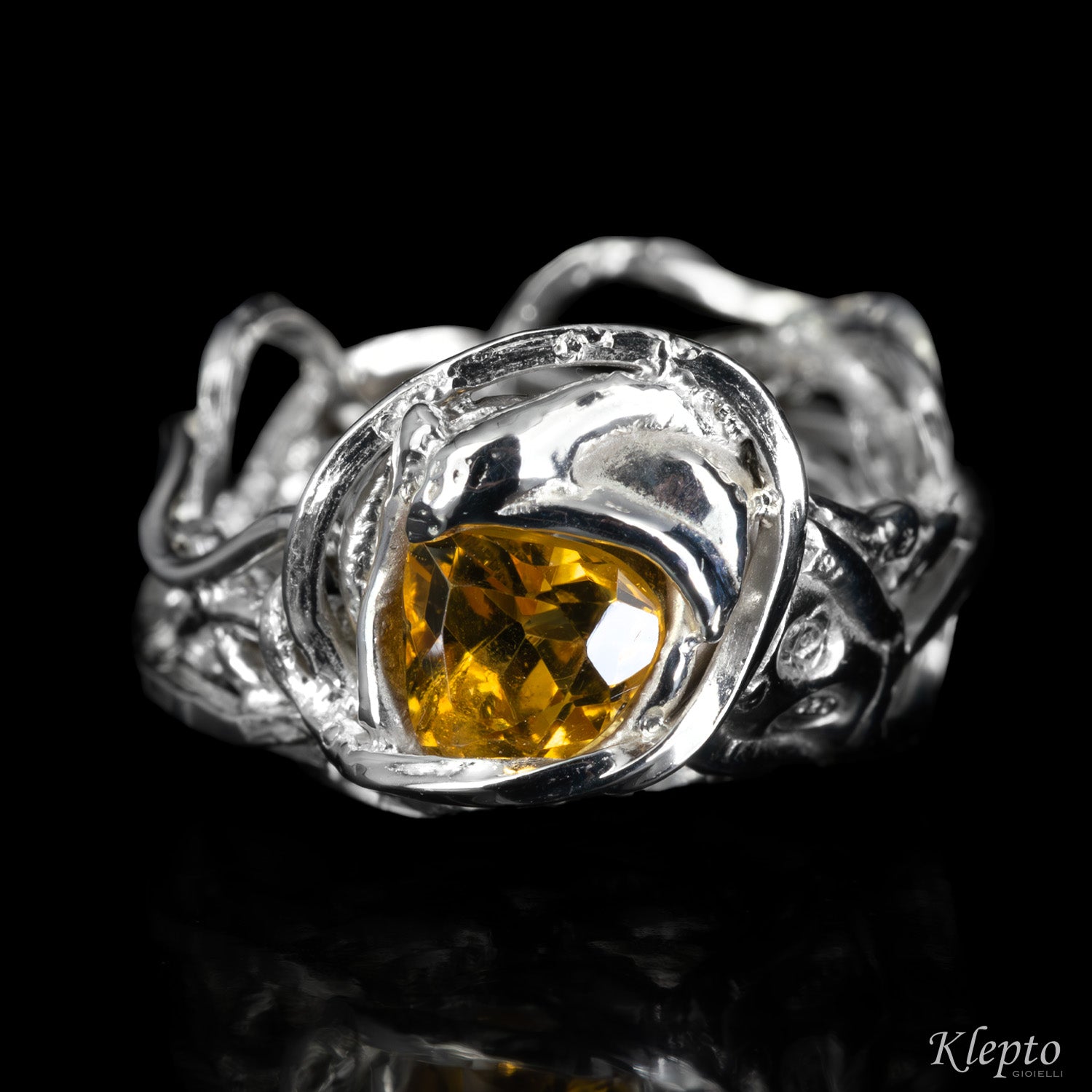 Anello in Argento Silnova® a filo intrecciato con Citrino