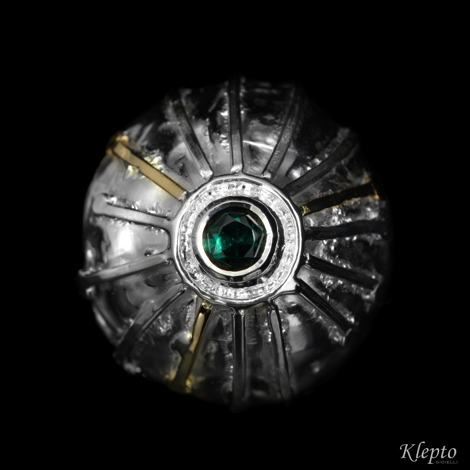 Anello in Argento Silnova® e con Tormalina verde e dettagli in oro giallo