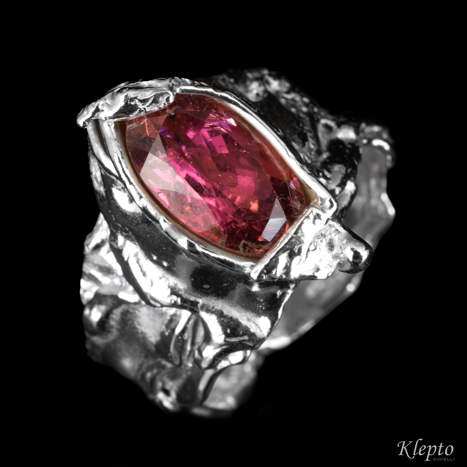 Anello in Argento Silnova® con Tormalina rosa