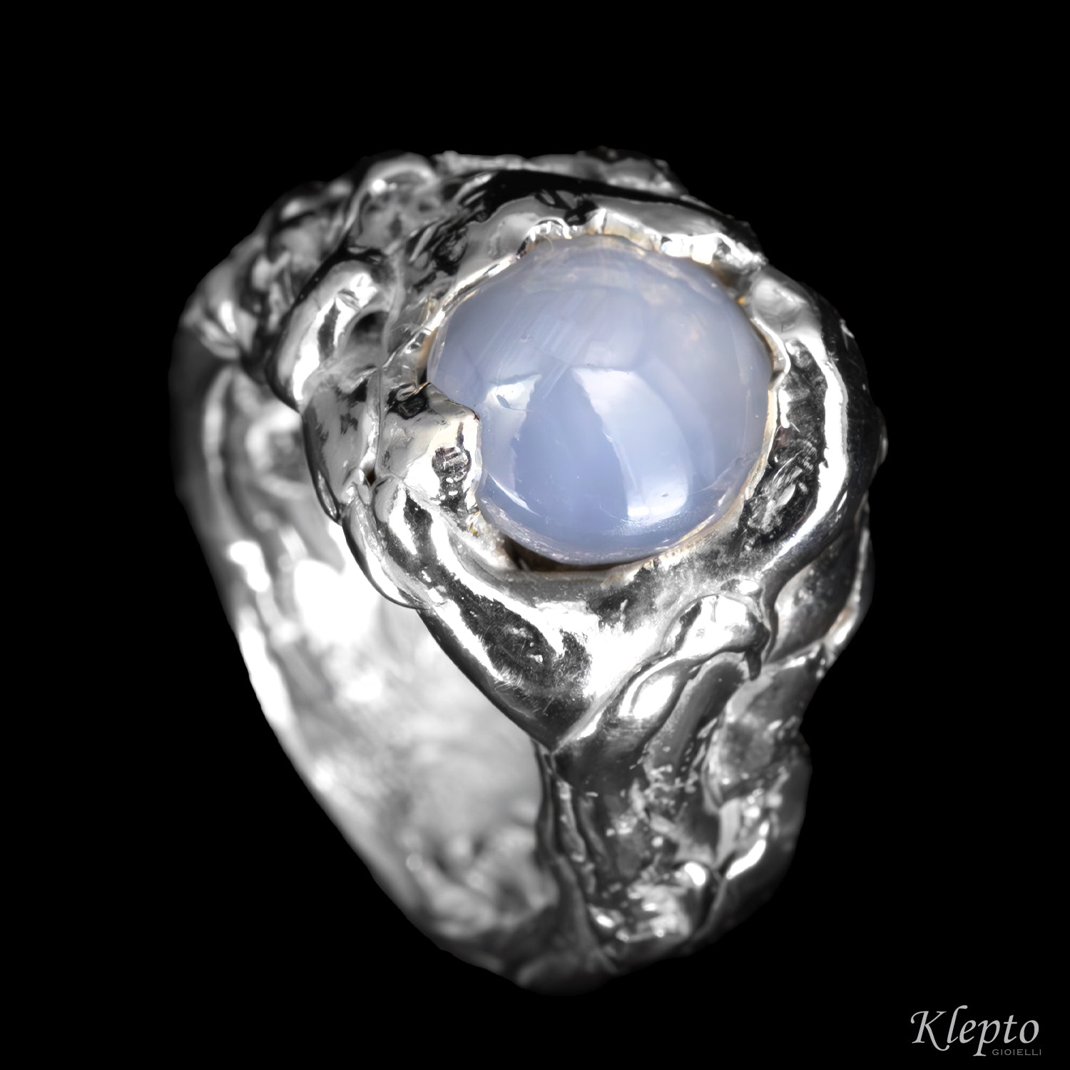 Anello in Argento Silnova con Zaffiro asteria