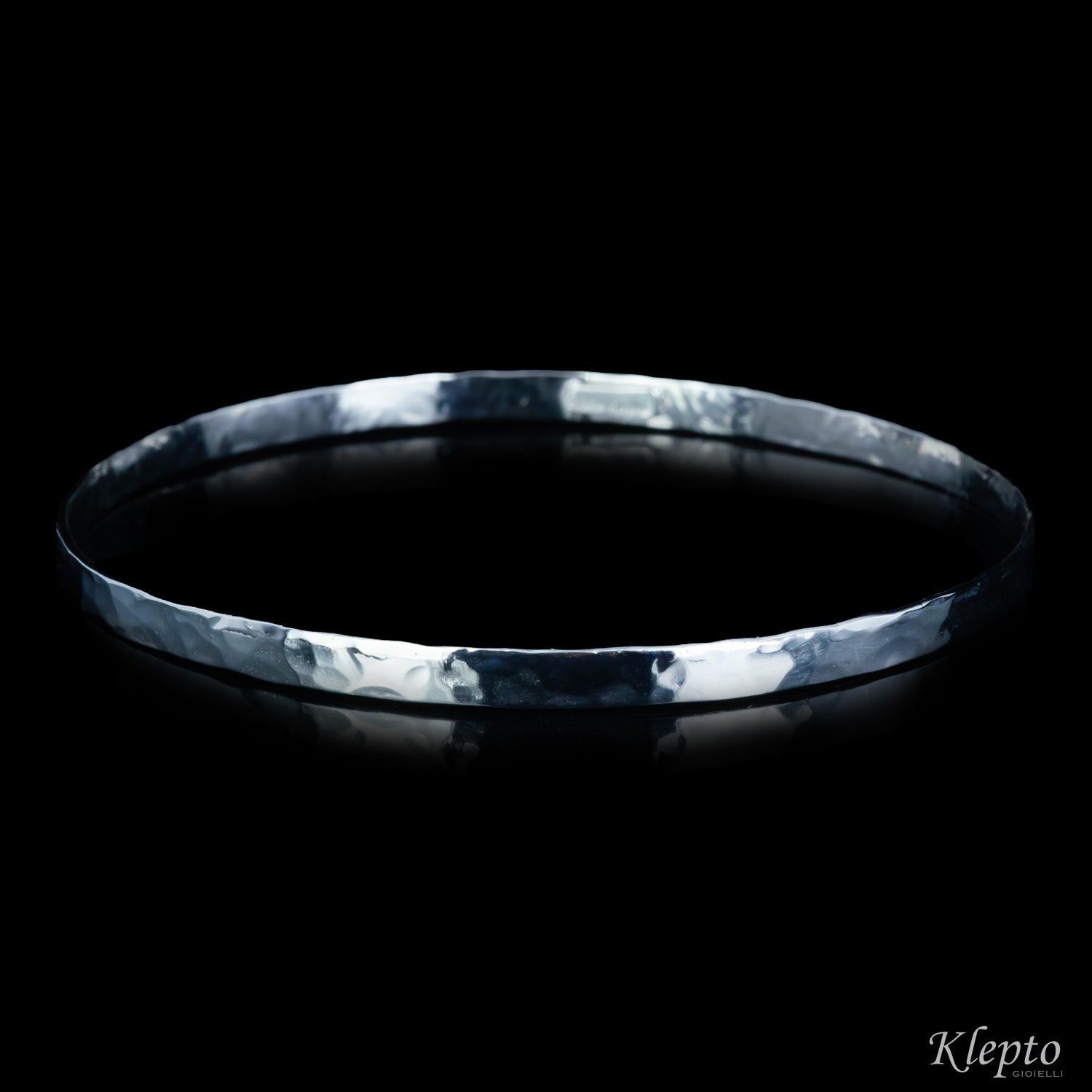 Bracciale in oro bianco rigido