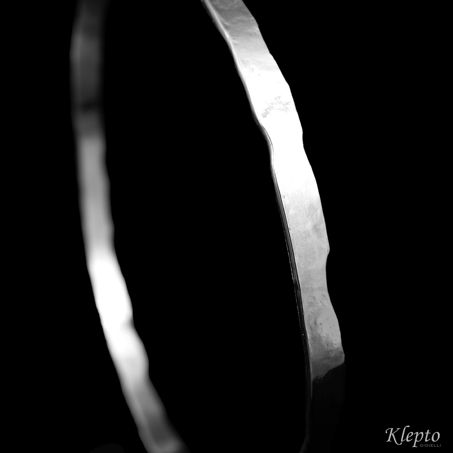 Bracciale in Argento Silnova® rigido