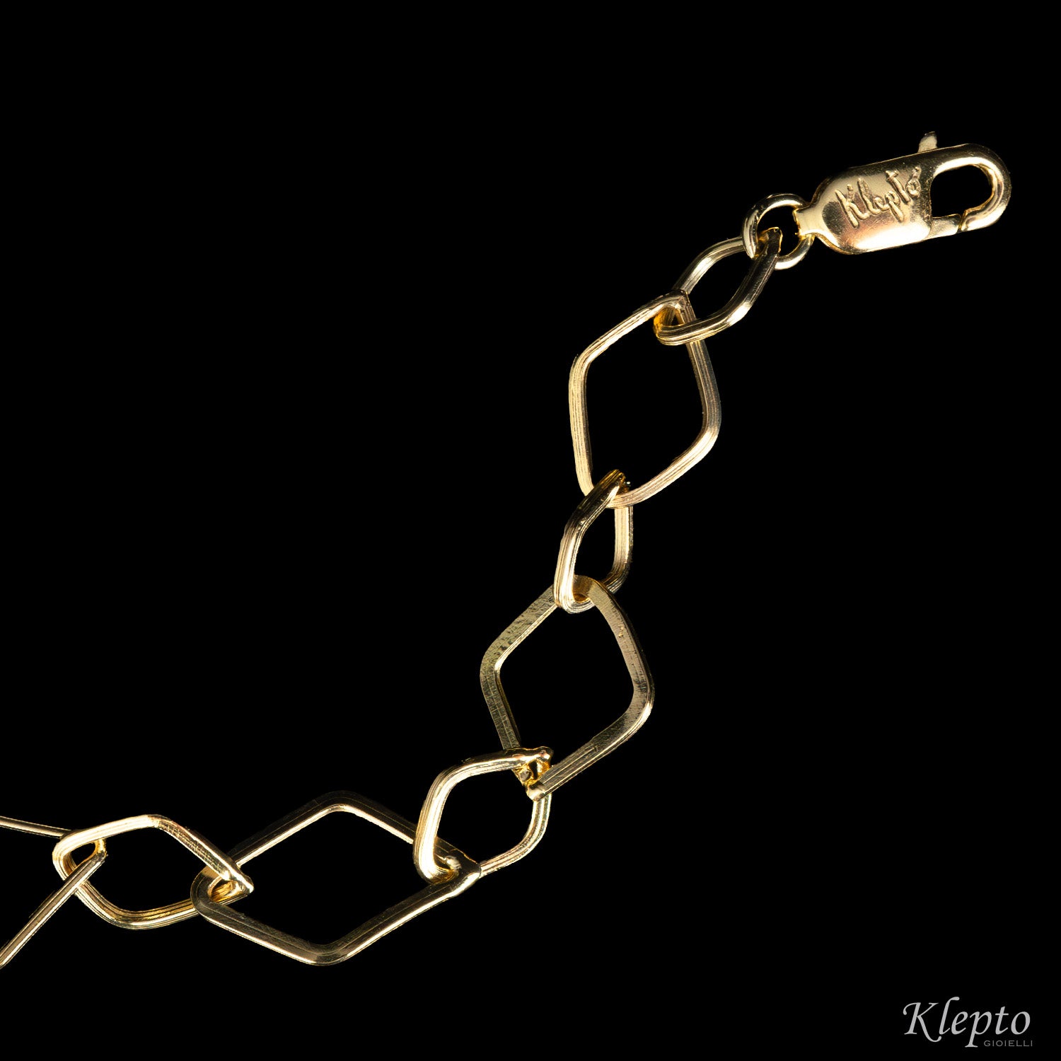 Bracciale in oro giallo ad anelli romboidali