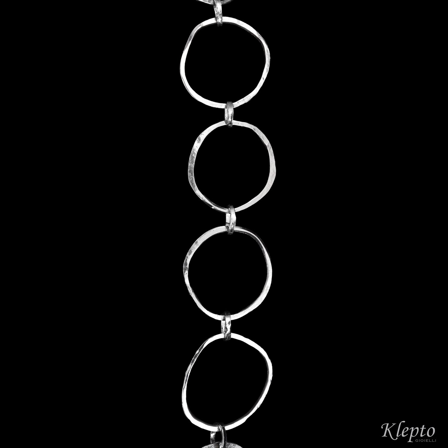 Collana in Argento Silnova® ad tondi martellati