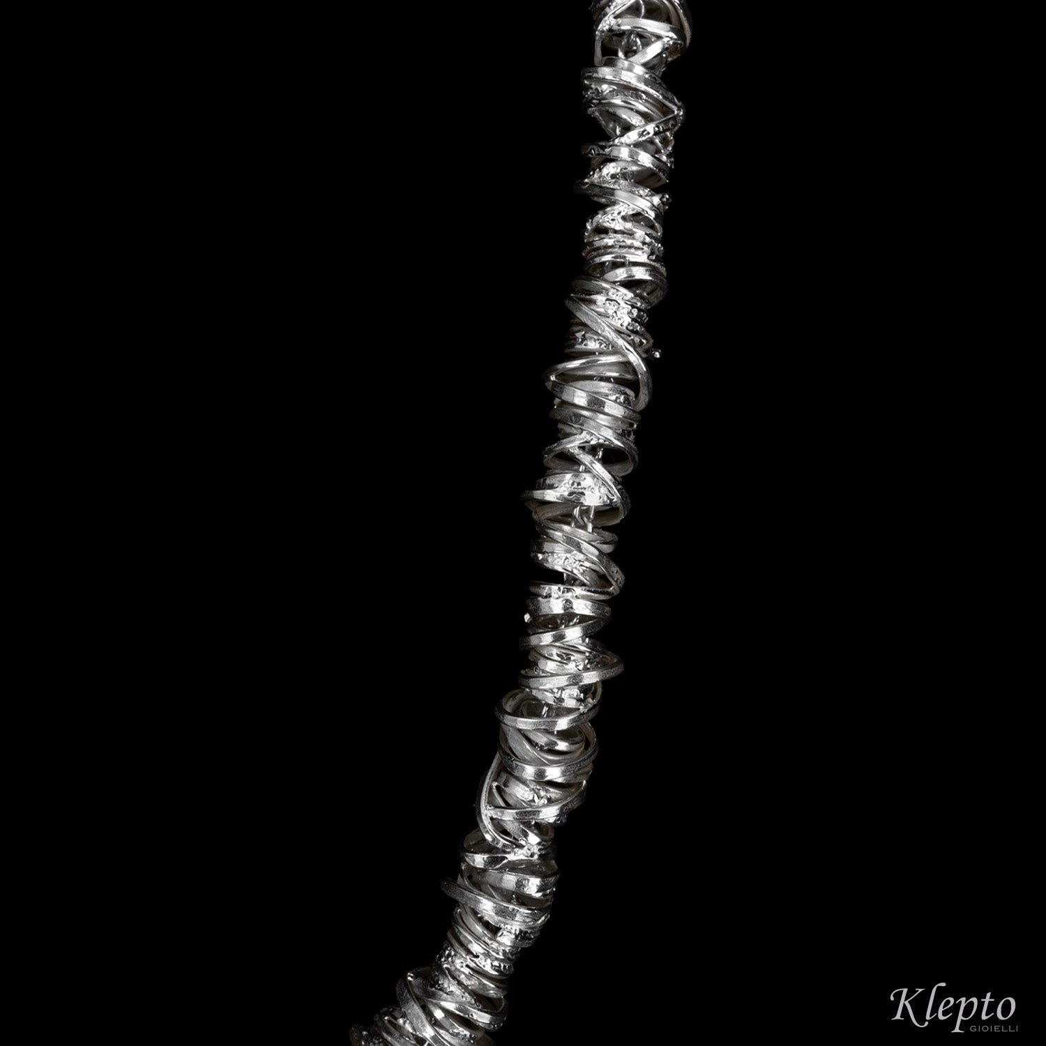 Collana in Argento Silnova® a nodi