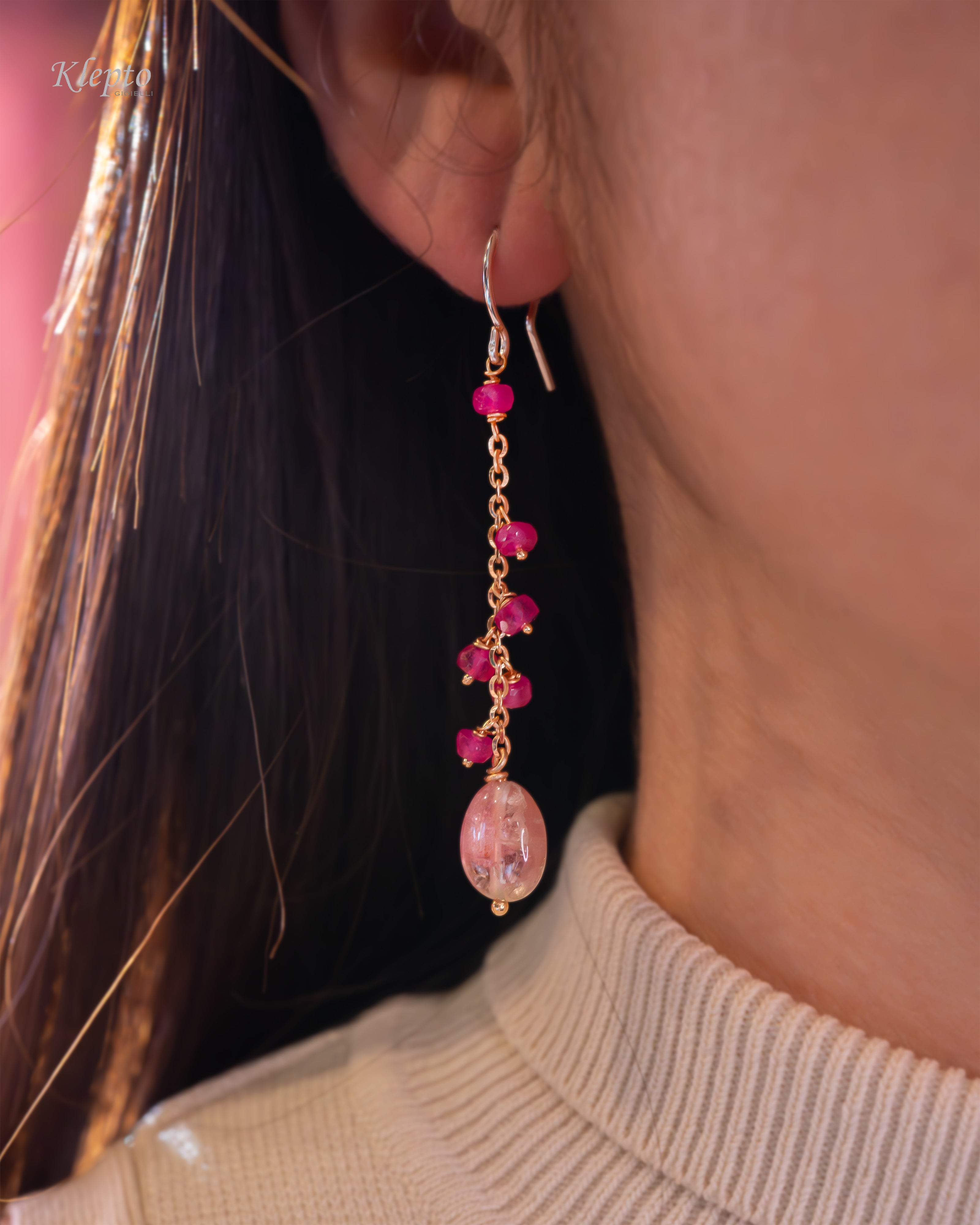 Orecchini in oro rosa e bianco pendenti con Tormaline e Rubini