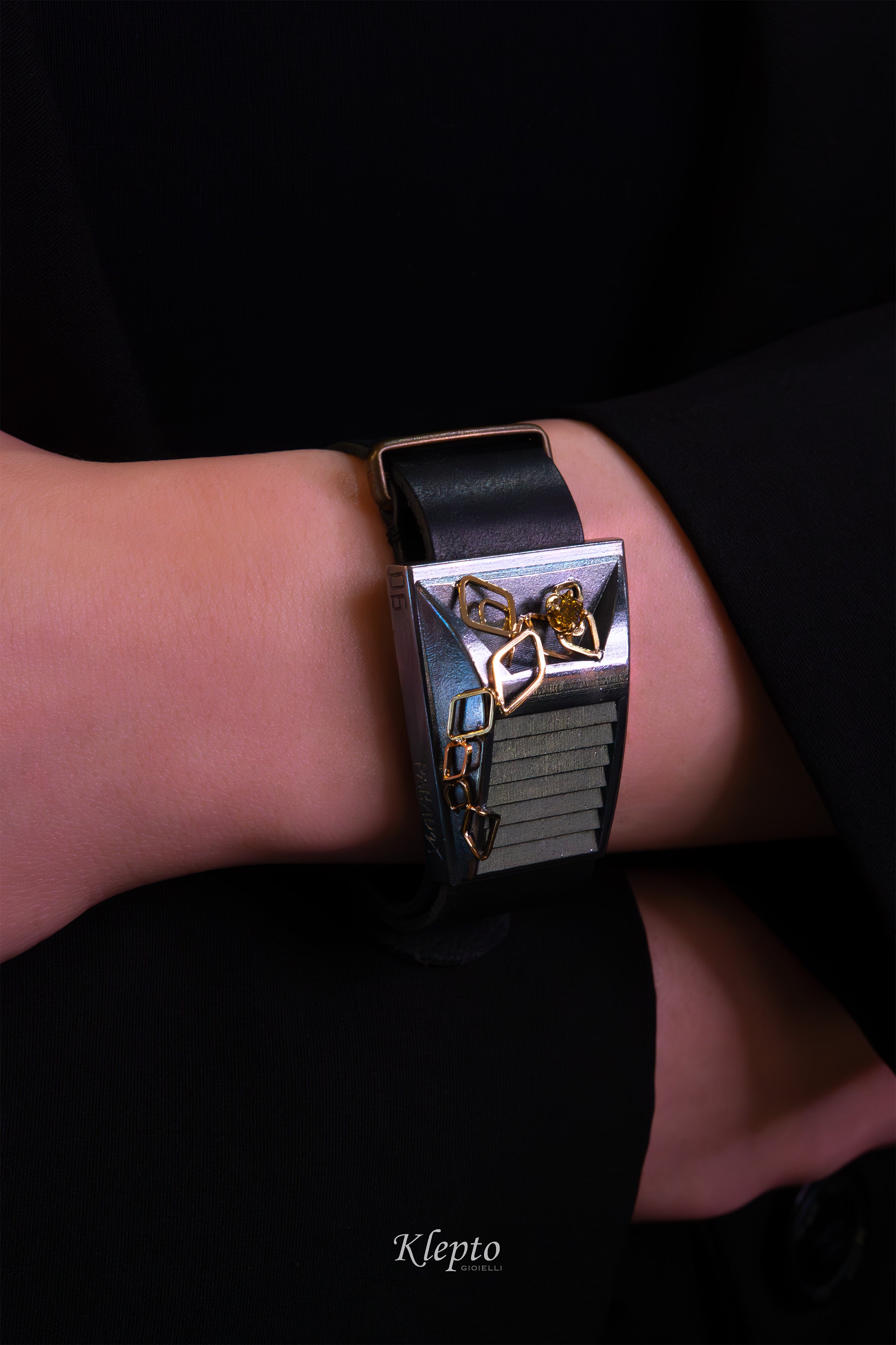 Bracciale in Argento Silnova® "Paradox" con Diamante fancy e oro giallo