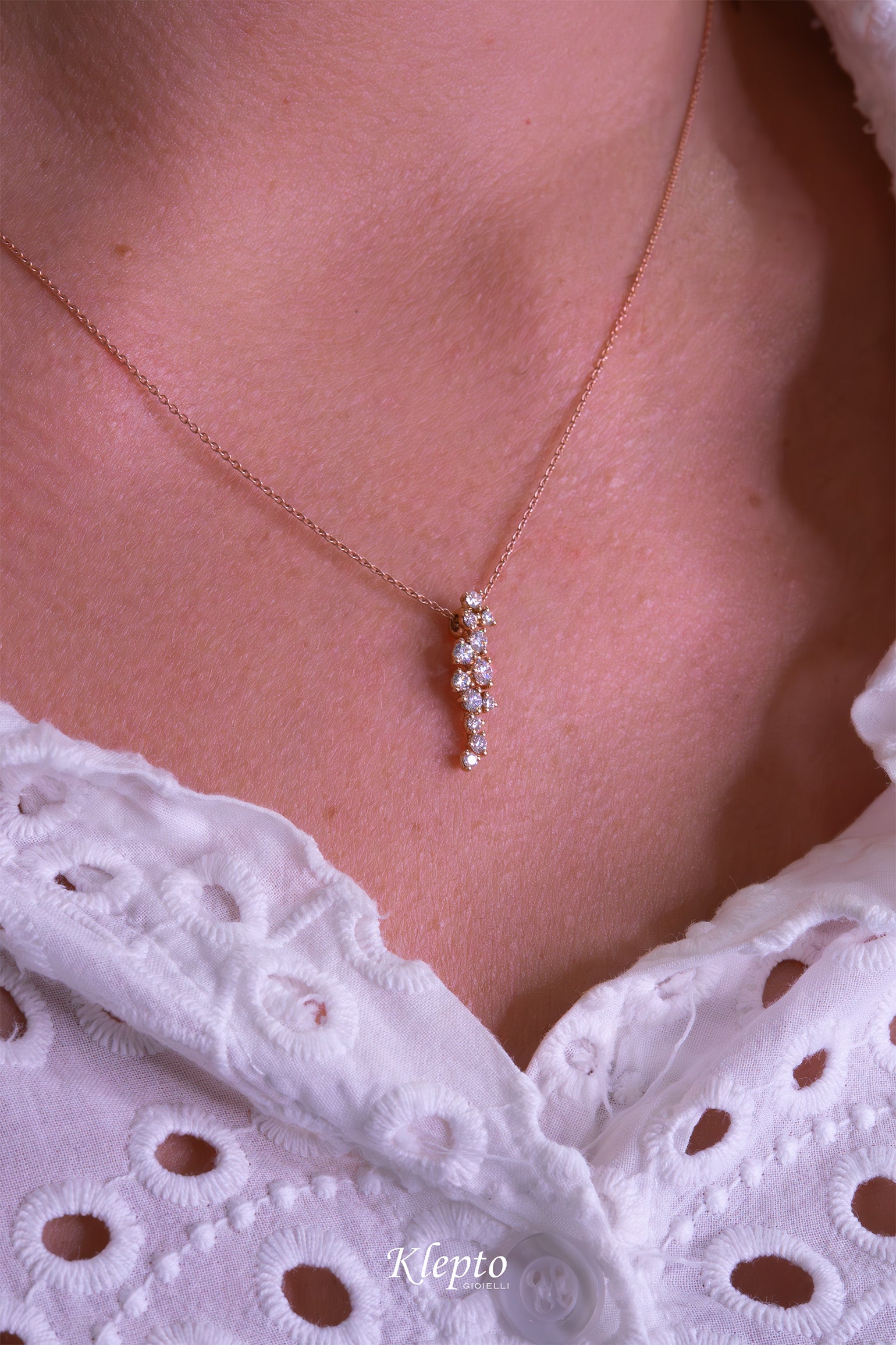 Pendente in oro rosa con Diamanti