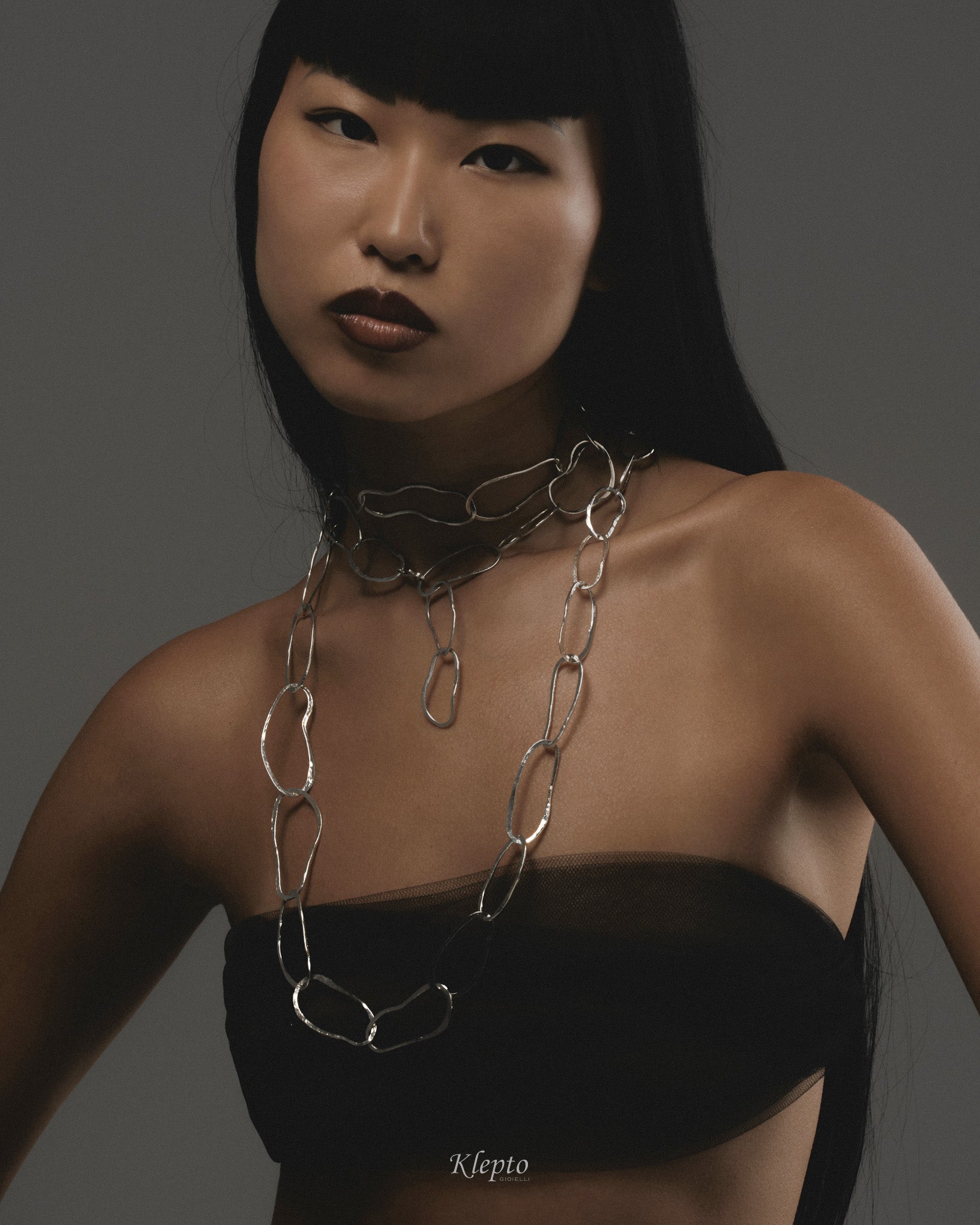 Collana in Argento Silnova® ad anelli ovali martellati
