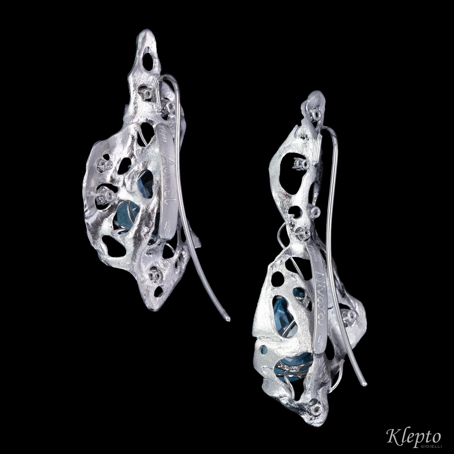 Orecchini in oro bianco "Auriel et Nivara" con Acquemarine e Diamanti