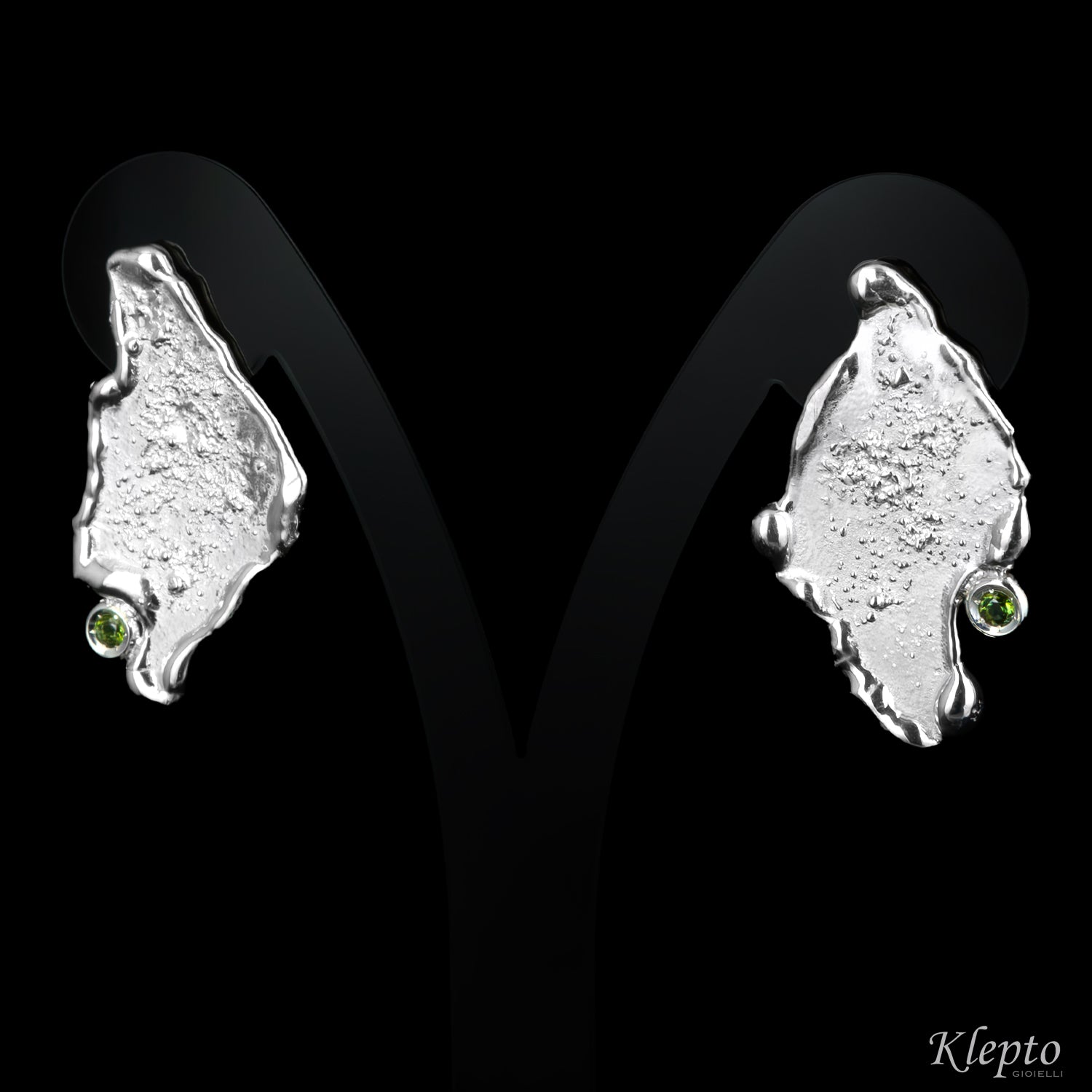 Orecchini in Argento Silnova® "Oasi" con Tormaline verdi