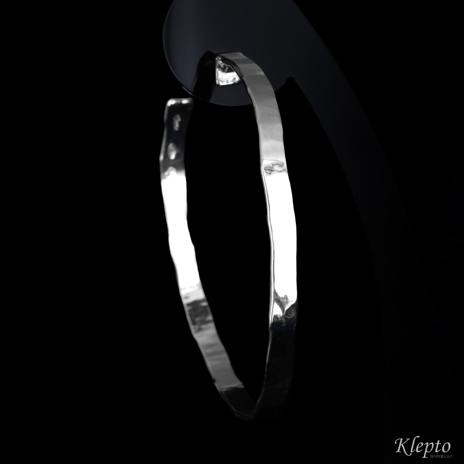 Orecchini in Argento Silnova® a cerchio