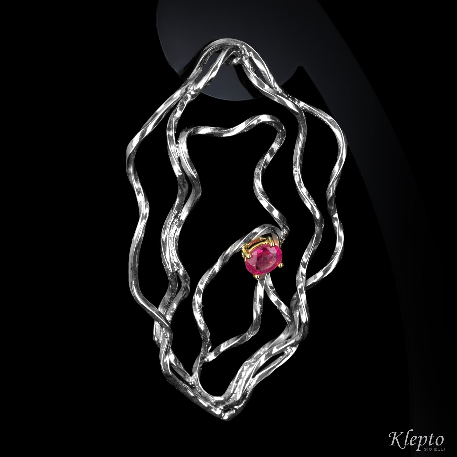 Orecchini in Argento Silnova® con Tormalina rossa, Demantoide e dettagli in oro giallo