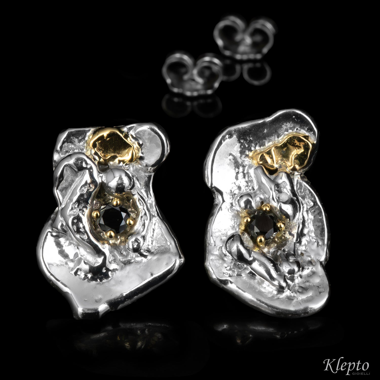 Orecchini in Argento Silnova® con Diamanti neri e dettagli in oro giallo