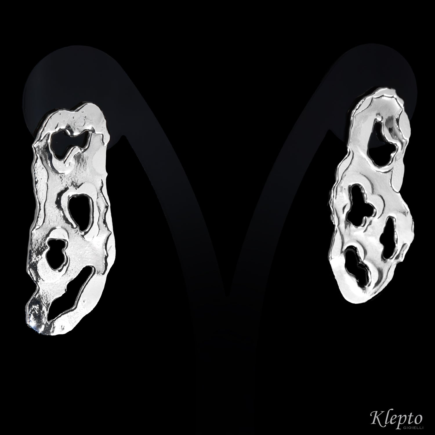 Orecchini in Argento Silnova® fusi a fiamma