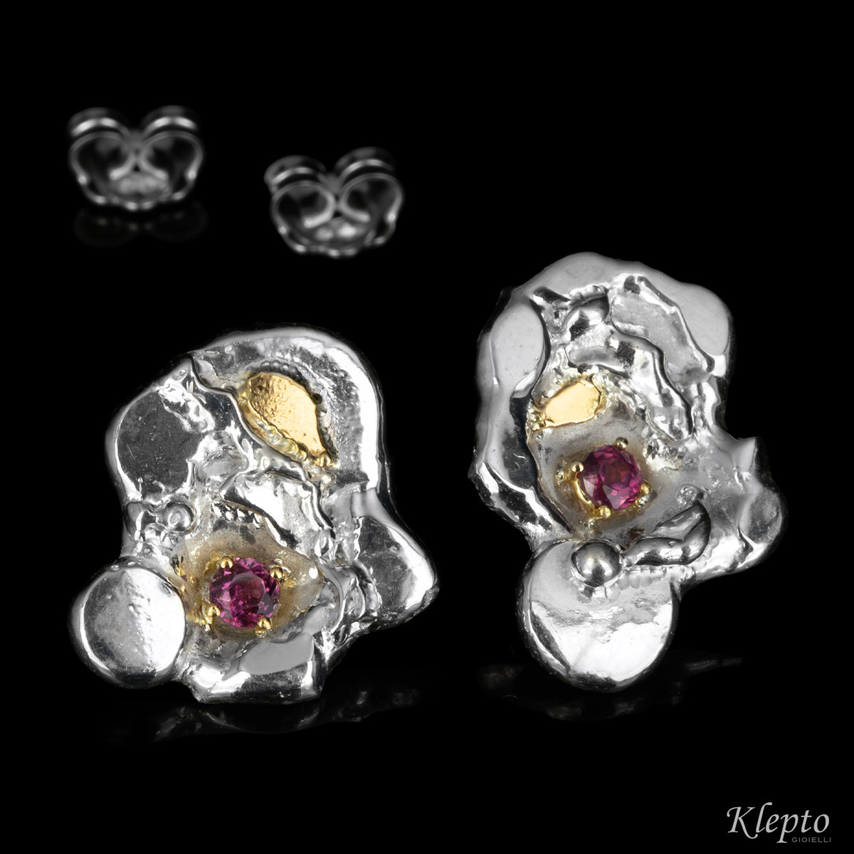 Orecchini in Argento Silnova® con Rodoliti e dettagli in oro giallo