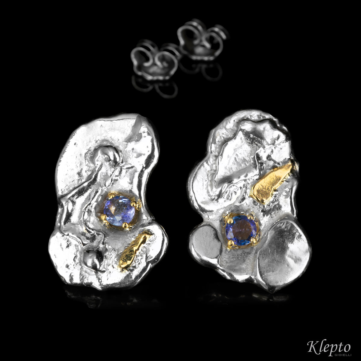 Orecchini in Argento Silnova® con Tanzaniti e dettagli in oro giallo