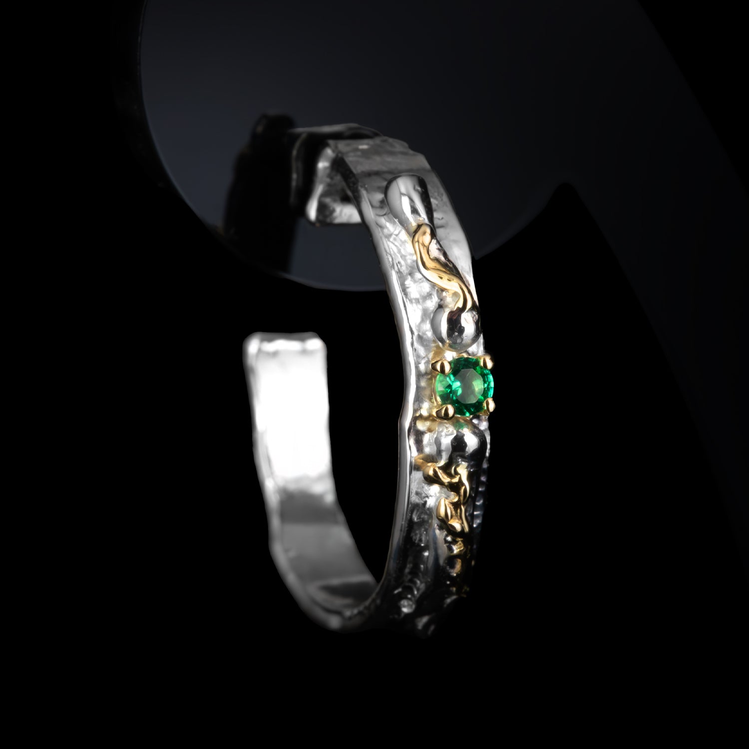 Orecchini in Argento Silnova® con Smeraldi e dettagli in oro giallo