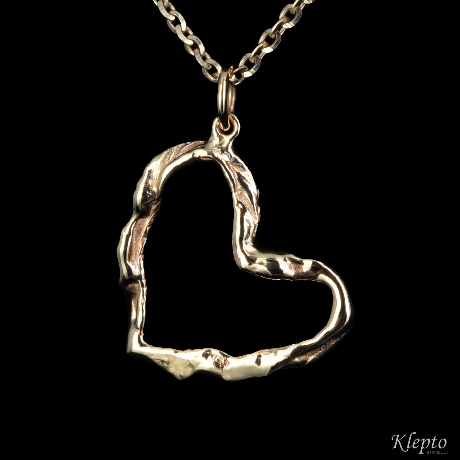 Pendente in oro Cuore fuso a fiamma