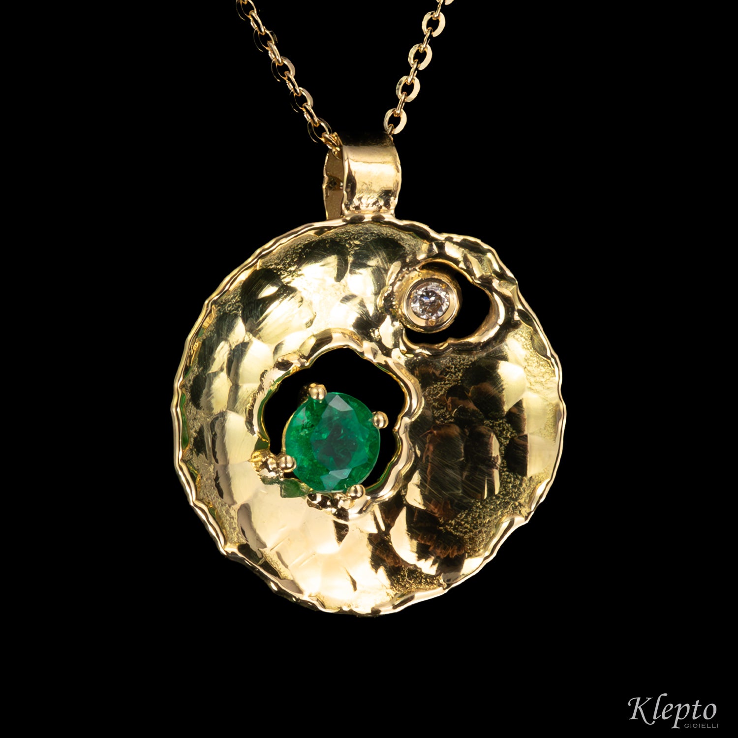 Pendente in oro giallo con Smeraldo e Diamante