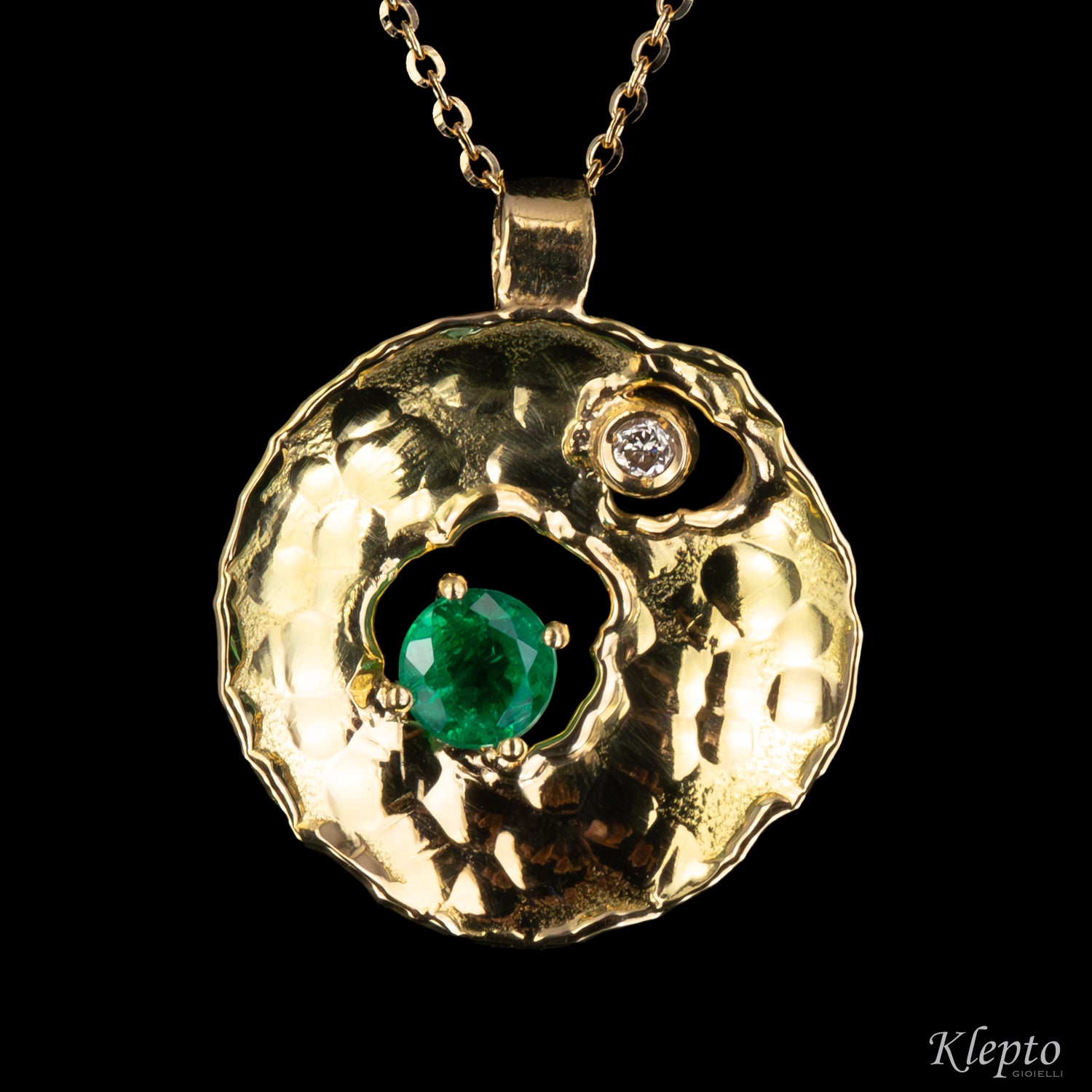 Pendente in oro giallo con Smeraldo e Diamante