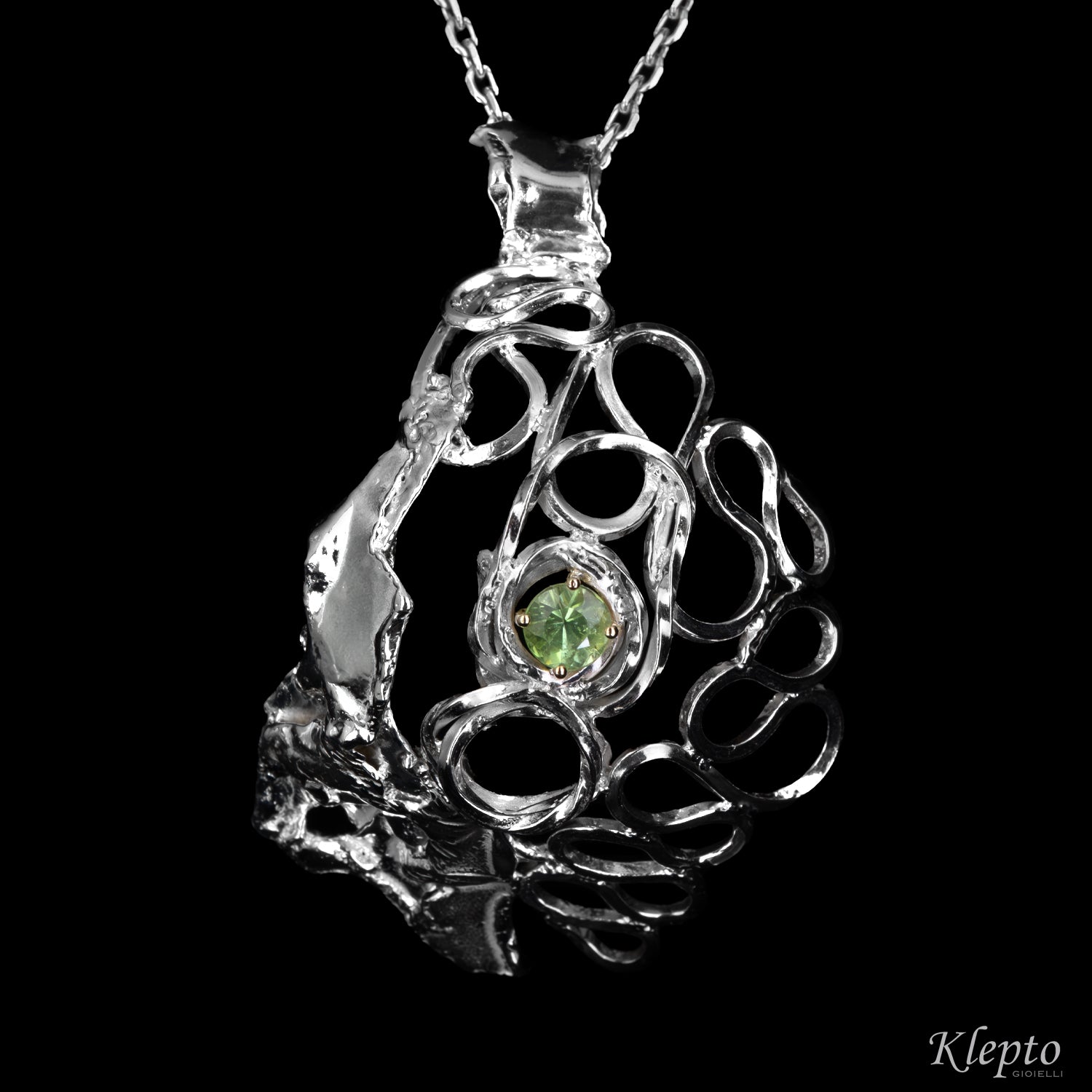 Pendente in Argento Silnova® con Tormalina verde e dettagli in oro giallo
