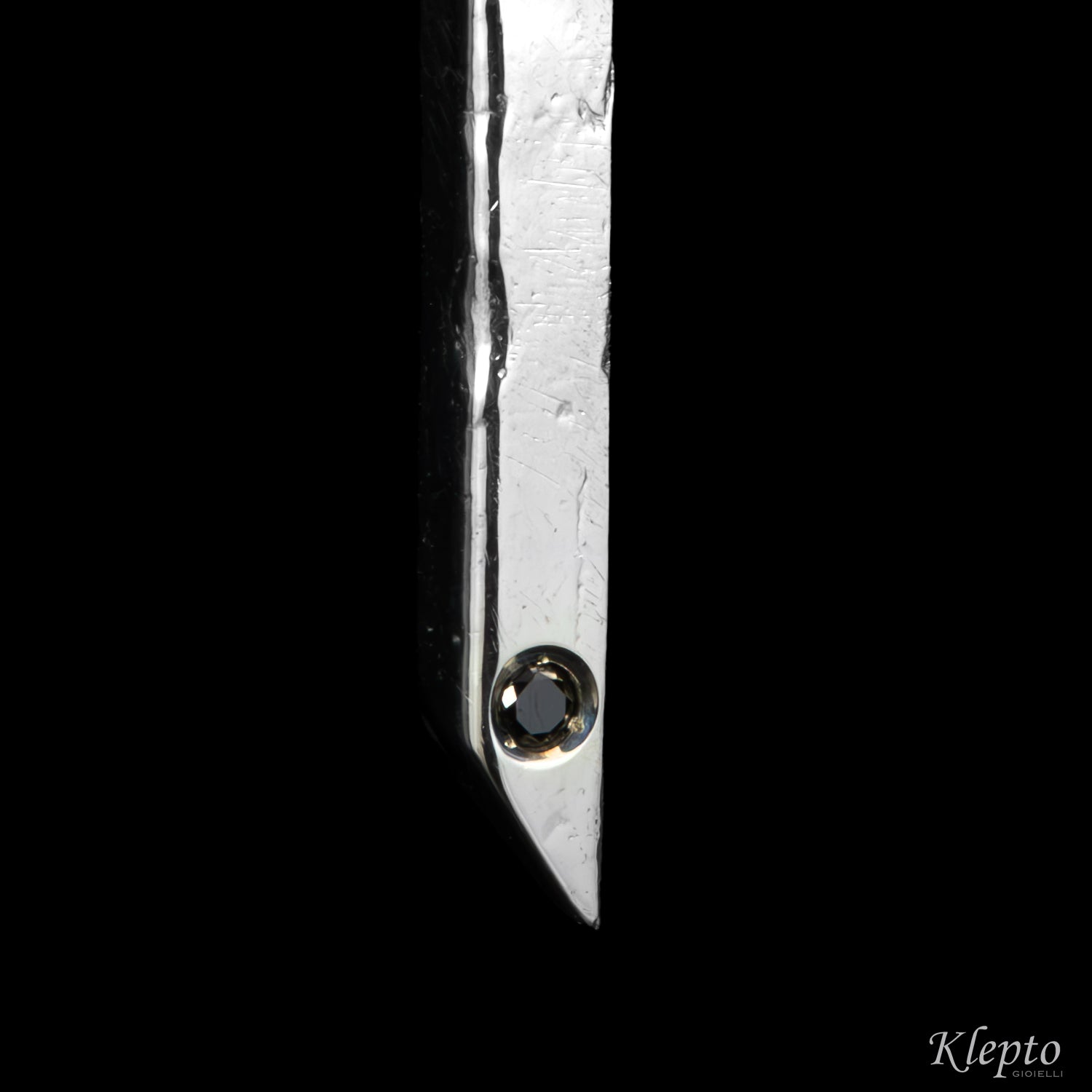 Pendente in Argento Silnova® con Diamante nero