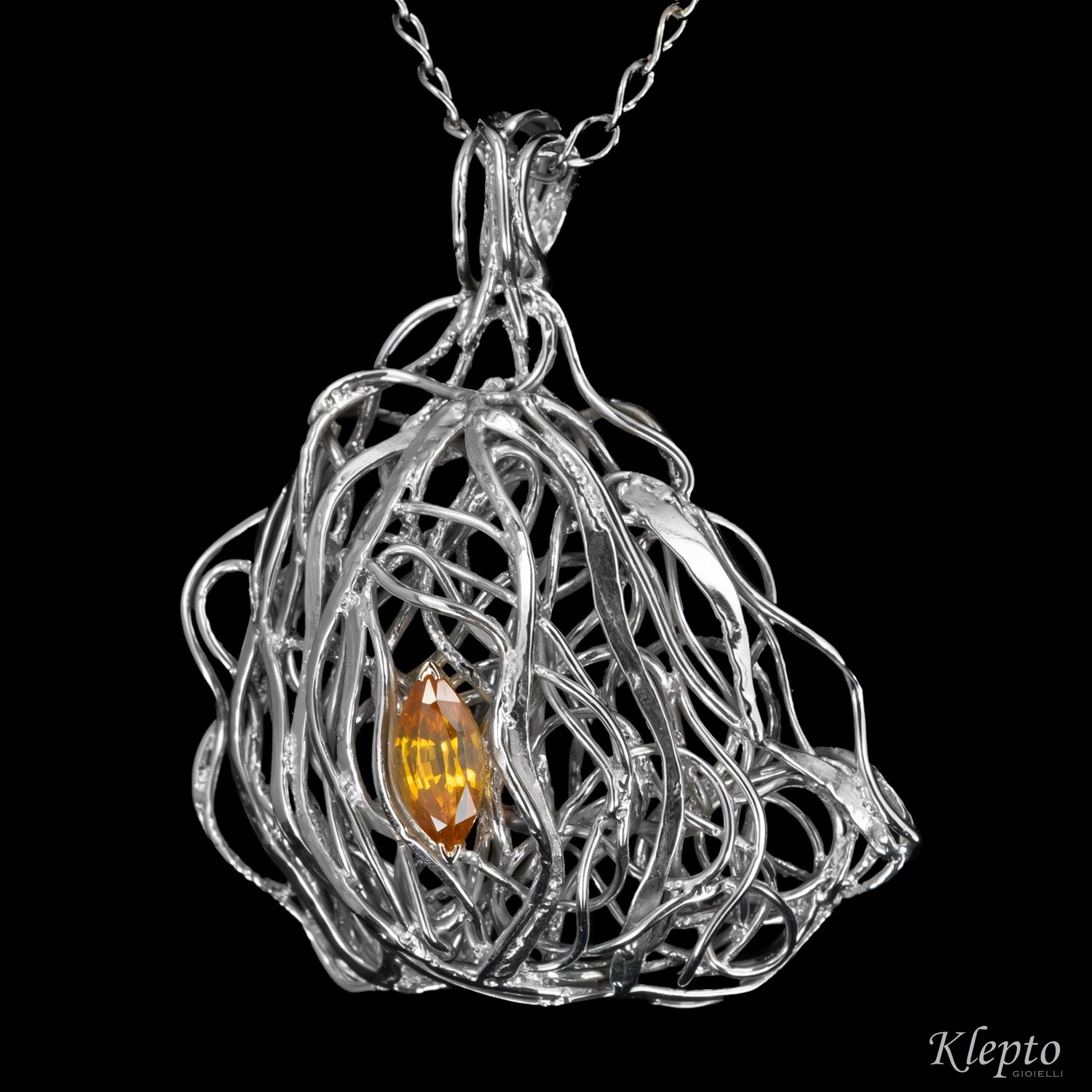 Pendente in Argento Silnova® con Zircone naturale giallo e dettagli in oro bianco