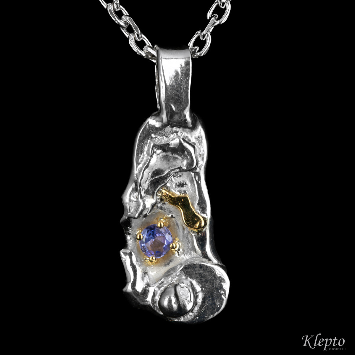 Pendente in Argento Silnova® con Tanzanite e dettagli in oro giallo