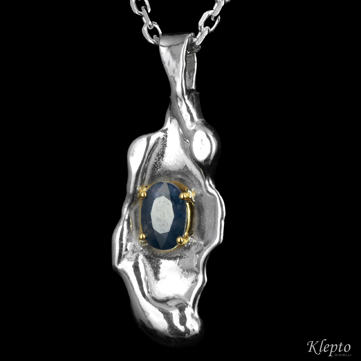 Pendente in Argento Silnova® con Zaffiro blu e dettagli in oro giallo