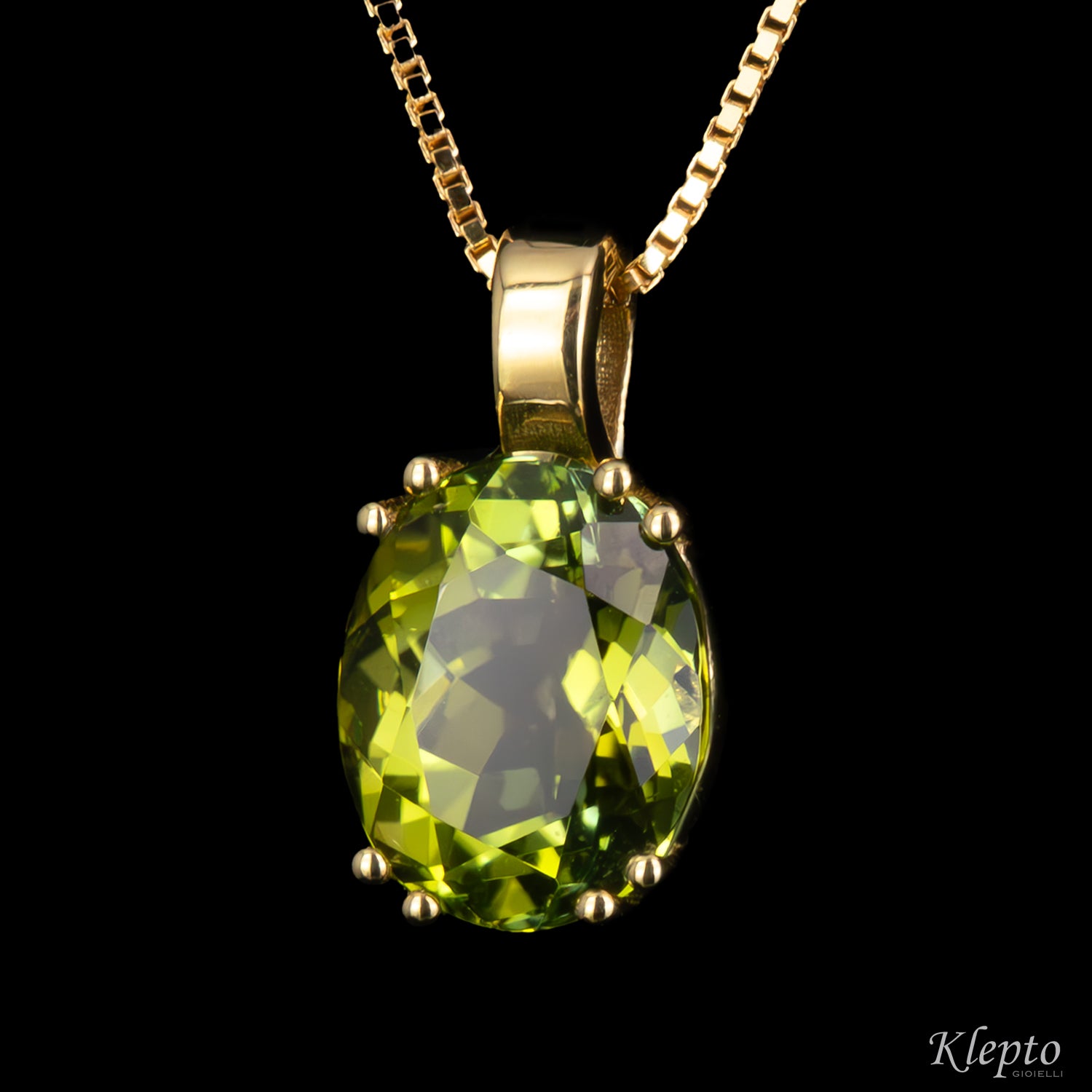 Pendente in oro giallo con Tormalina verde