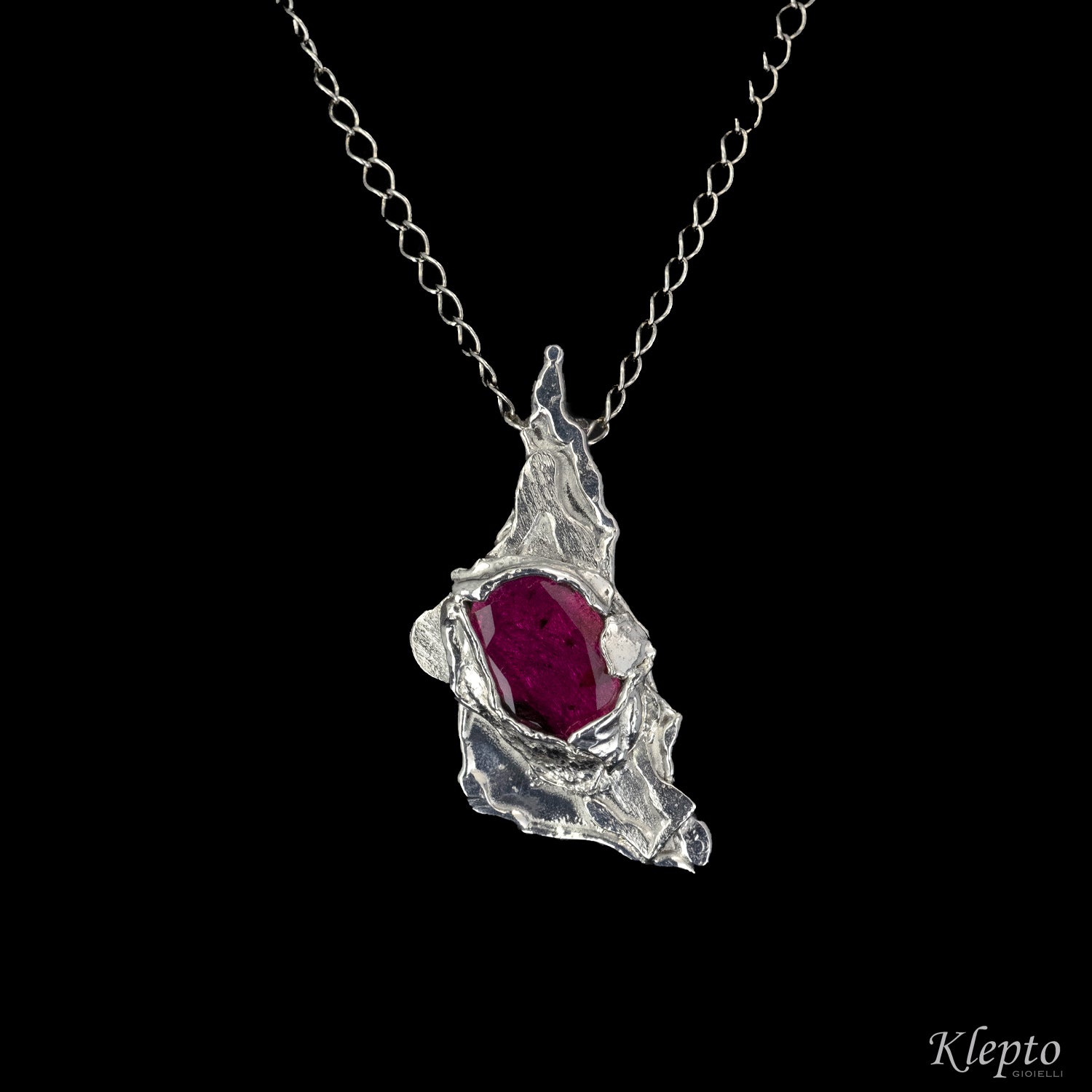 Pendente in Argento Silnova® con Tormalina rosa