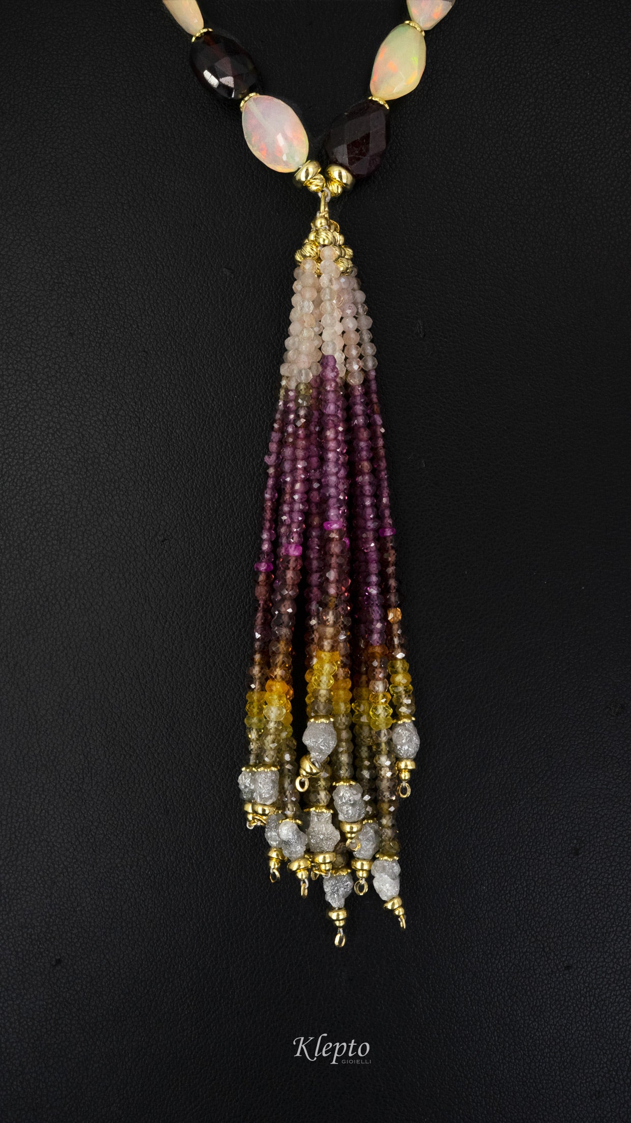 Collana a nappa in oro giallo con Opale, Tormaline, Granato e Diamanti grezzi