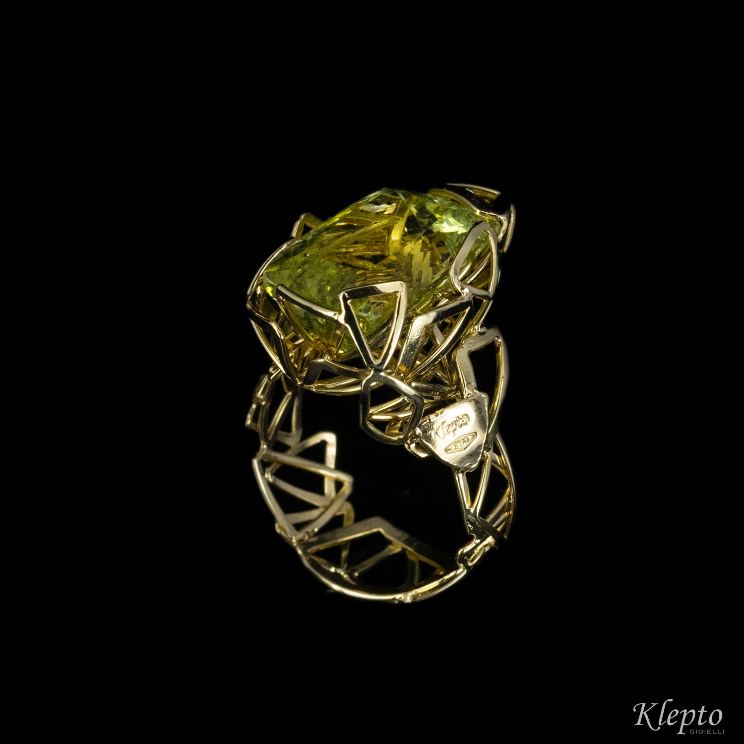 Anello in oro giallo con Eliodoro